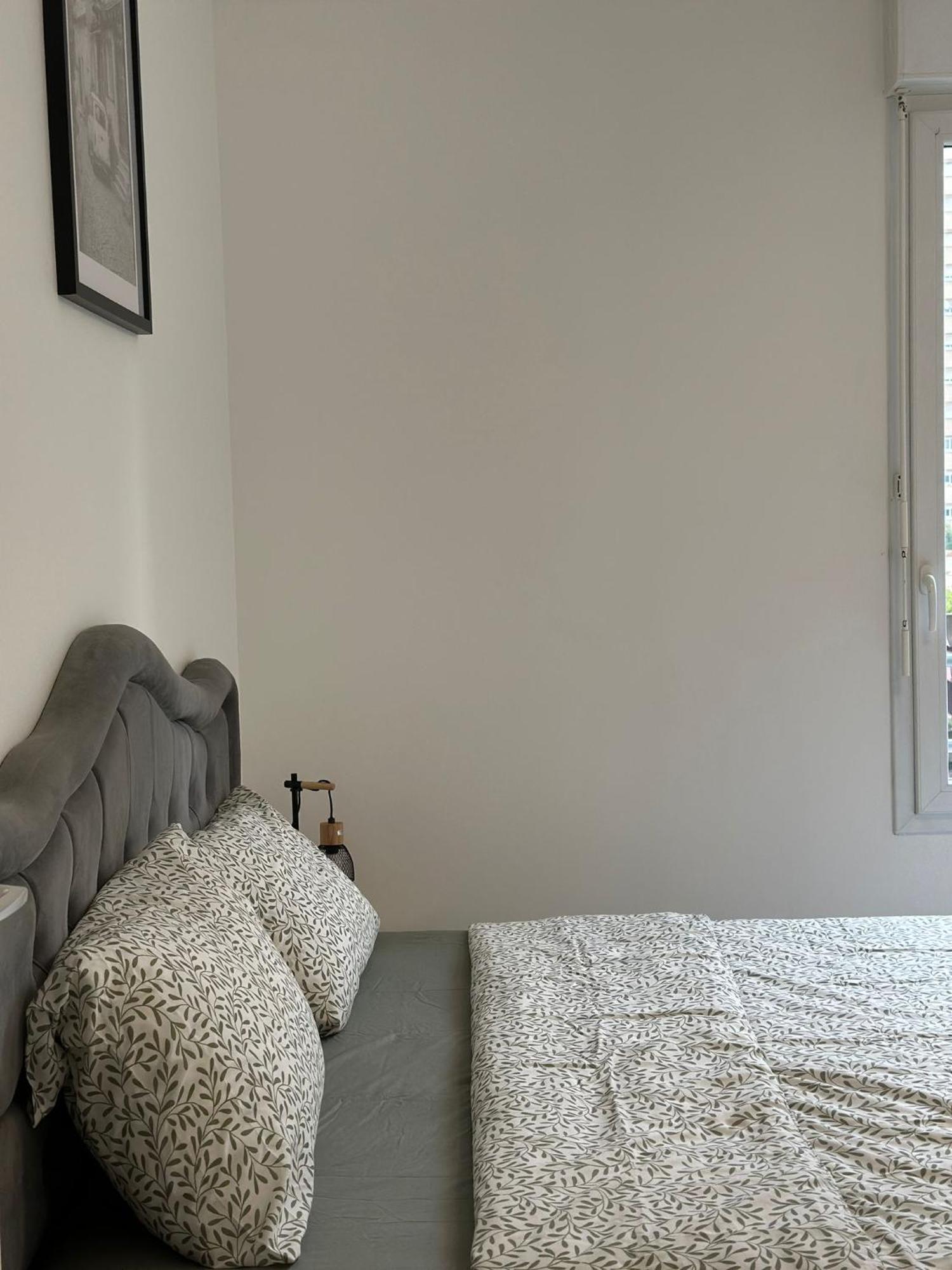 Sri-Indo Bobigny Paris Apartment Luaran gambar